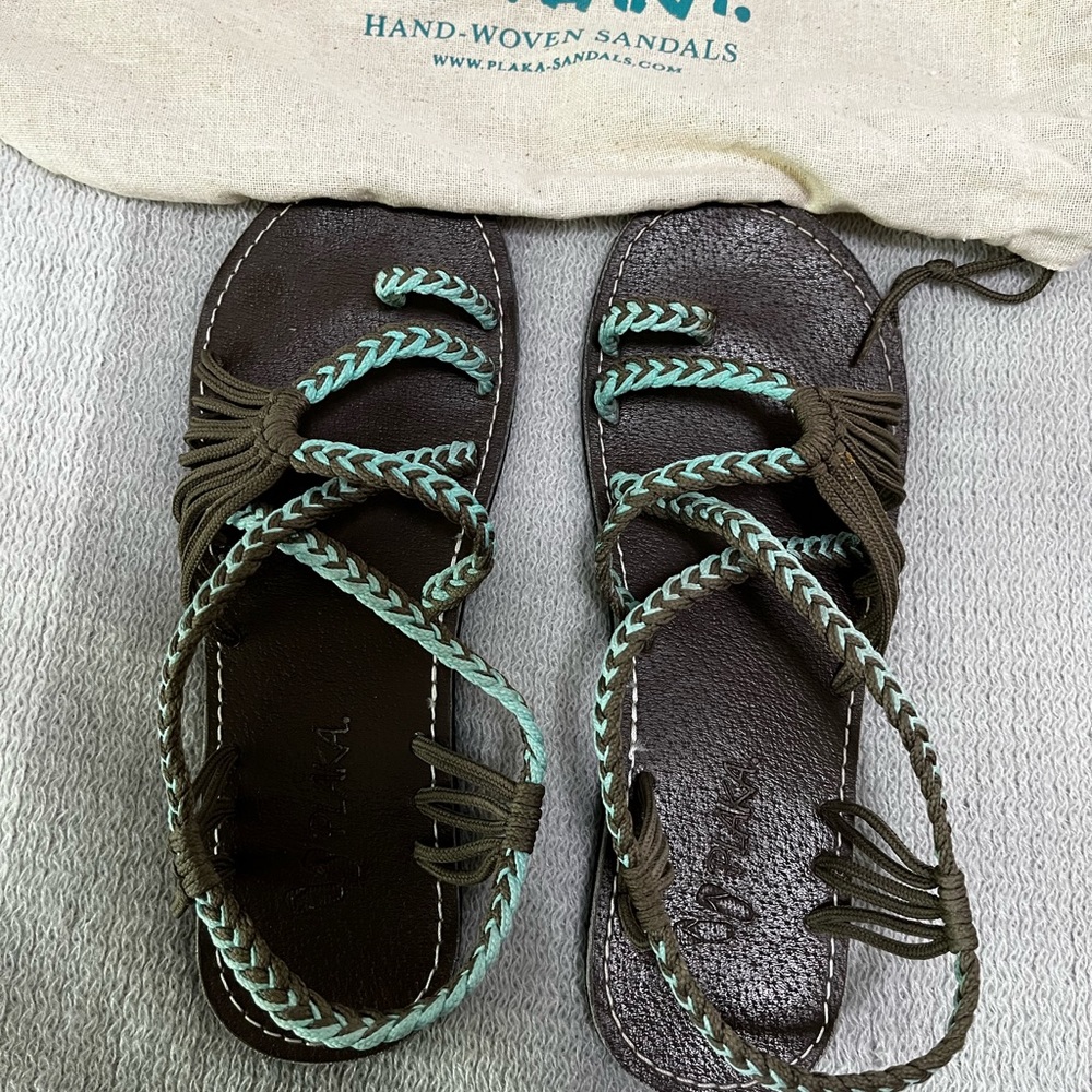 Plaka Handwoven Sandals